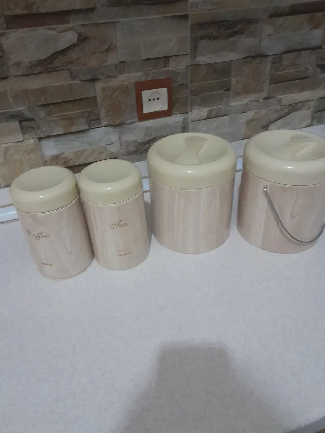 بانکه بهاز کالا|ظروف نگهدارنده، پلاستیکی، یک‌بارمصرف|کاشان, باغچه فیض|دیوار