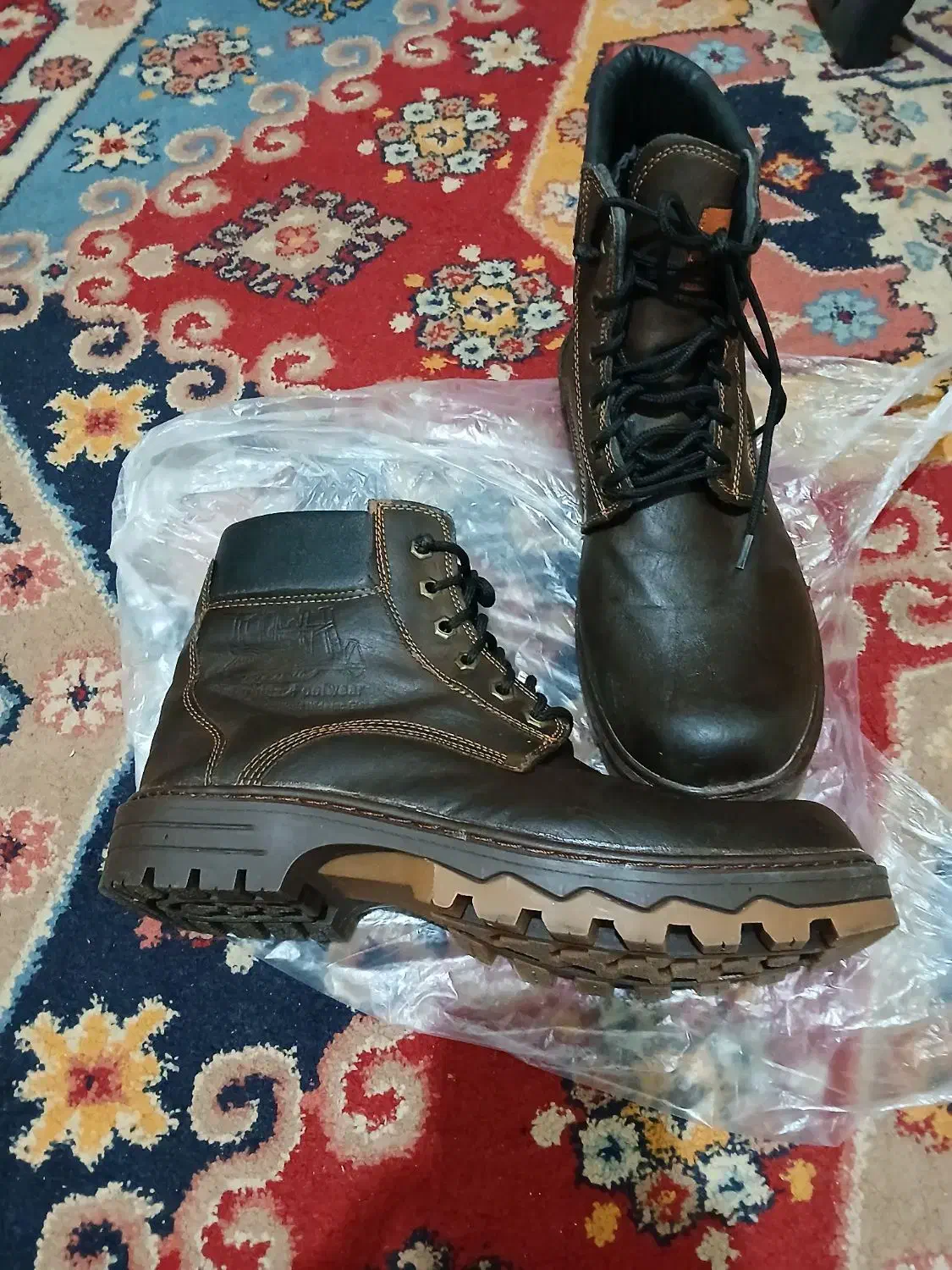 نیم بوت مردانه|کیف، کفش، کمربند|پاکدشت, پاکدشت (مامازند)|دیوار