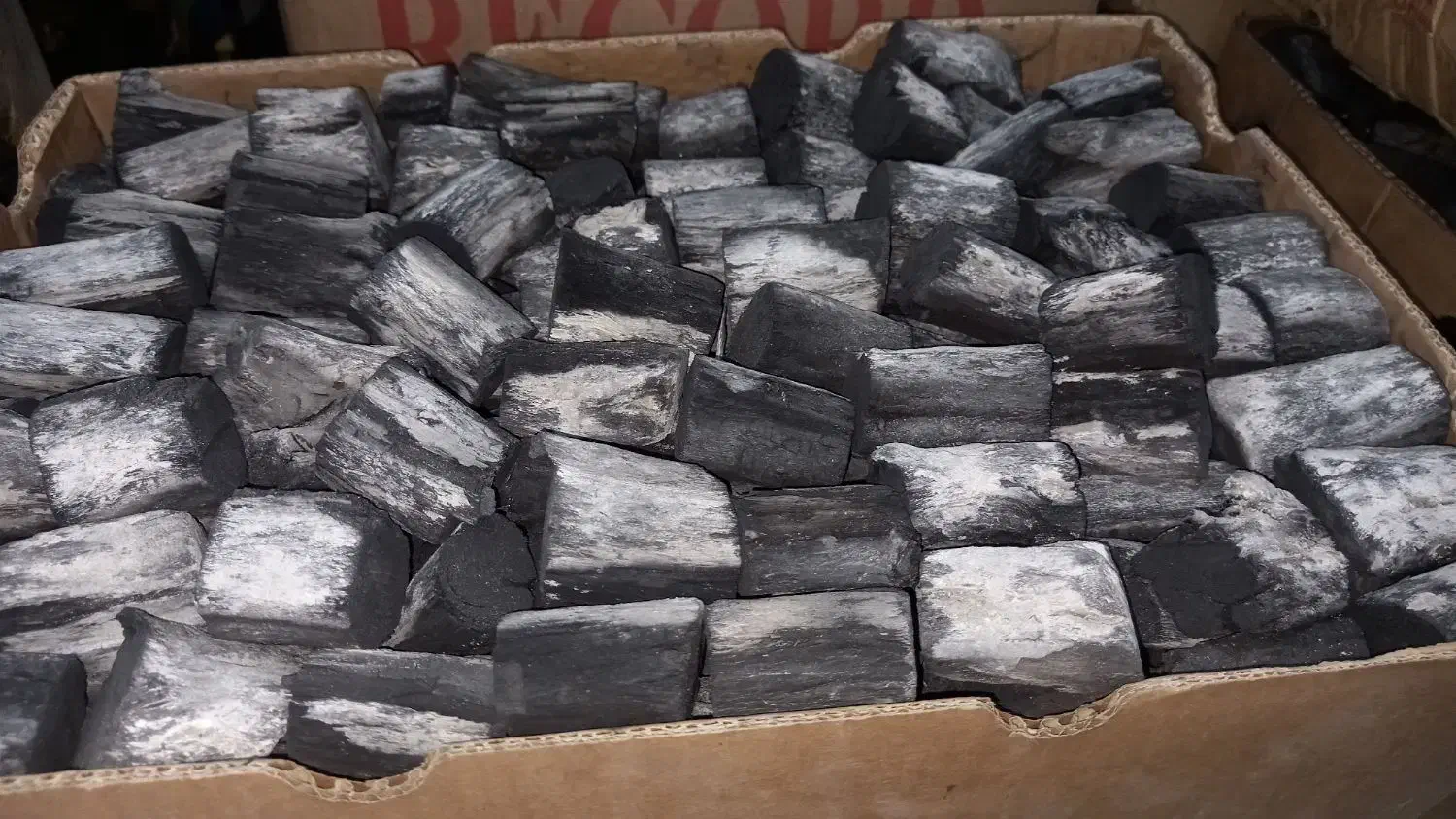 مرکز پخش دنیای زغال|عمدهفروشی|خمینیشهر, |دیوار