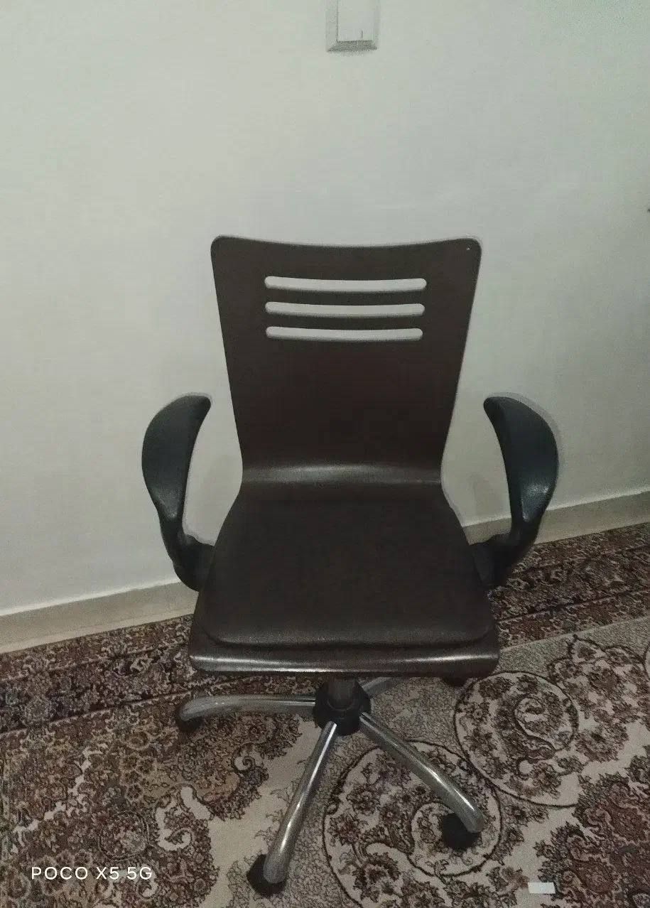 صندلی|صندلی و نیمکت|رشت, کوی مهر|دیوار