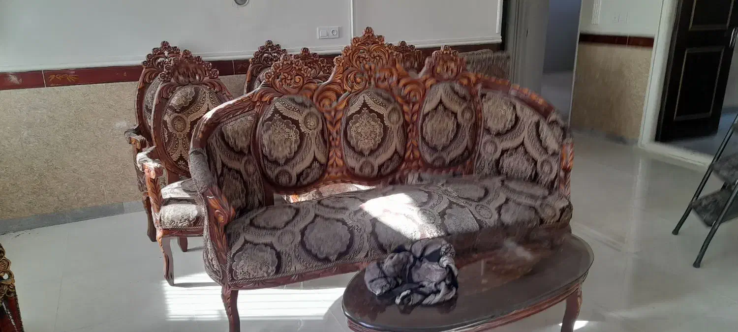 مبل سلطنتی|مبلمان خانگی و میز عسلی|صالح آباد, |دیوار