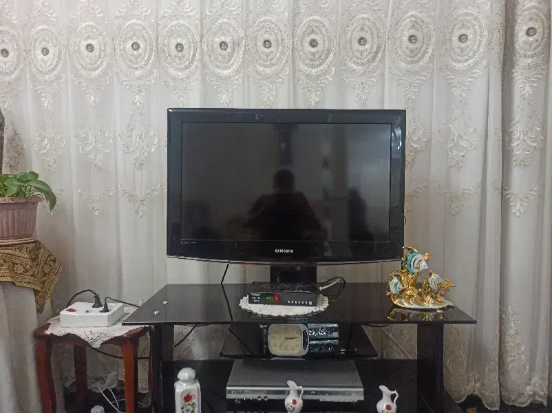 تلویزیون|تلویزیون و پروژکتور|قم, ناصردیوان|دیوار