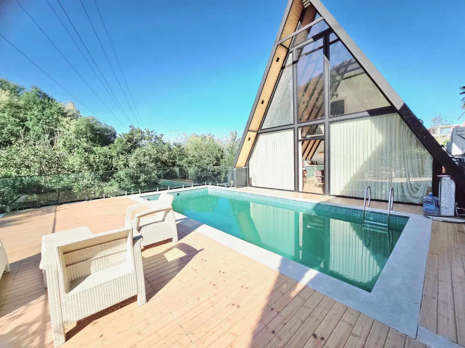 +کلبه سوئیسی2خواب استخرروبازپلاک1جنگلی درمتلقو|اجارهٔ کوتاهمدت ویلا و باغ|سلمانشهر, |دیوار