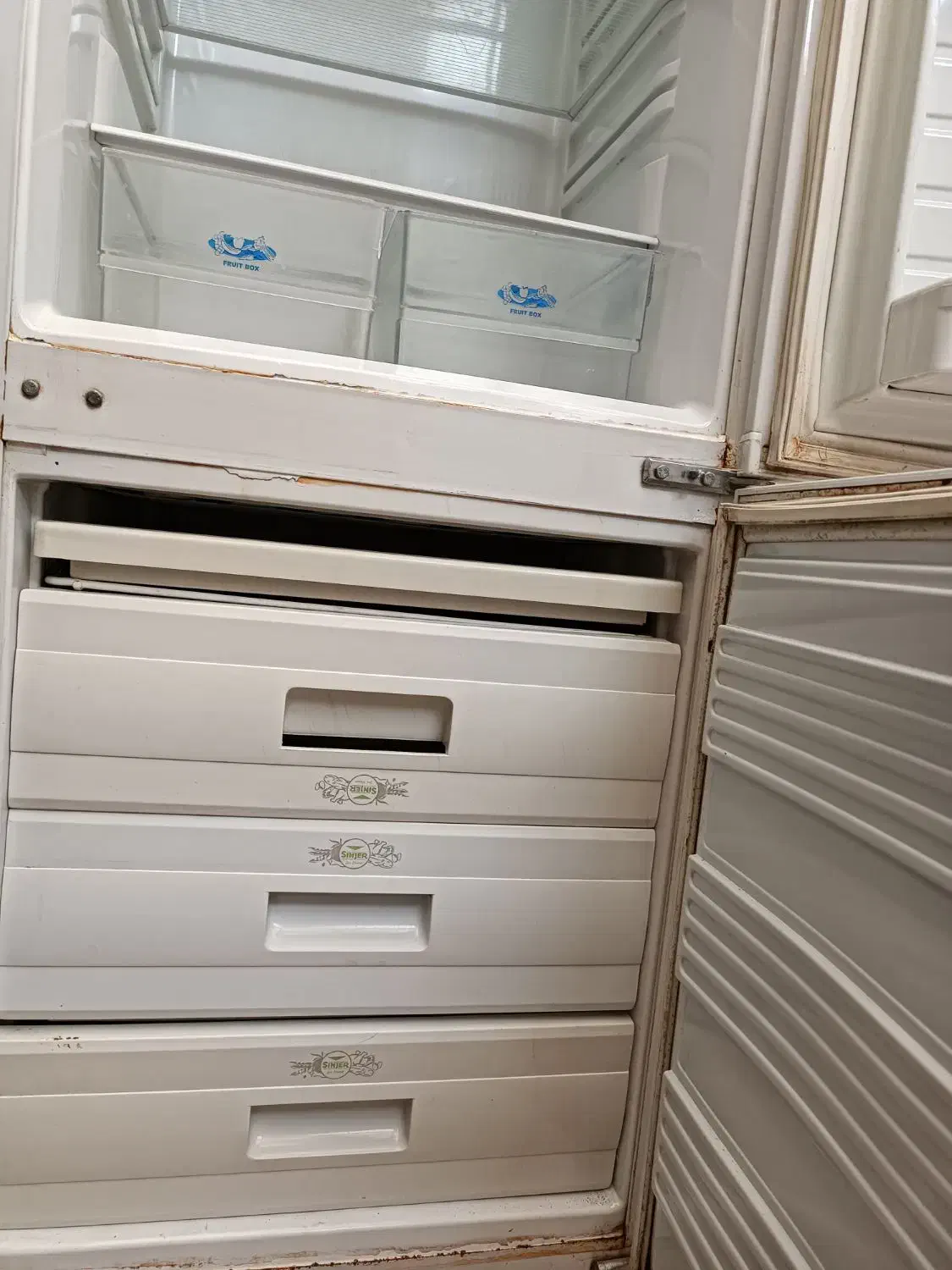 یخچال فریزر|یخچال و فریزر|رباط‌کریم, شترخوار|دیوار