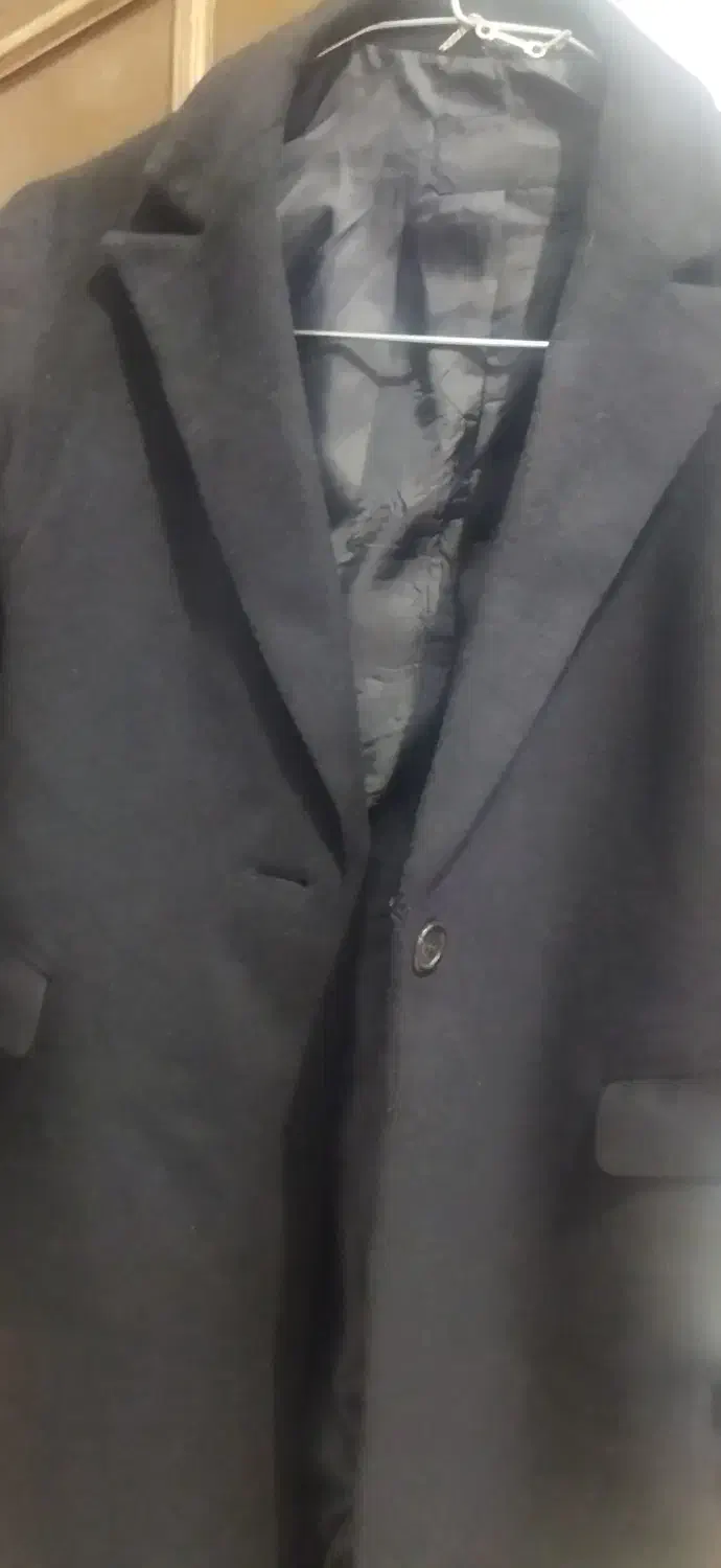 پالتو مشکی|لباس|زاهدان, |دیوار