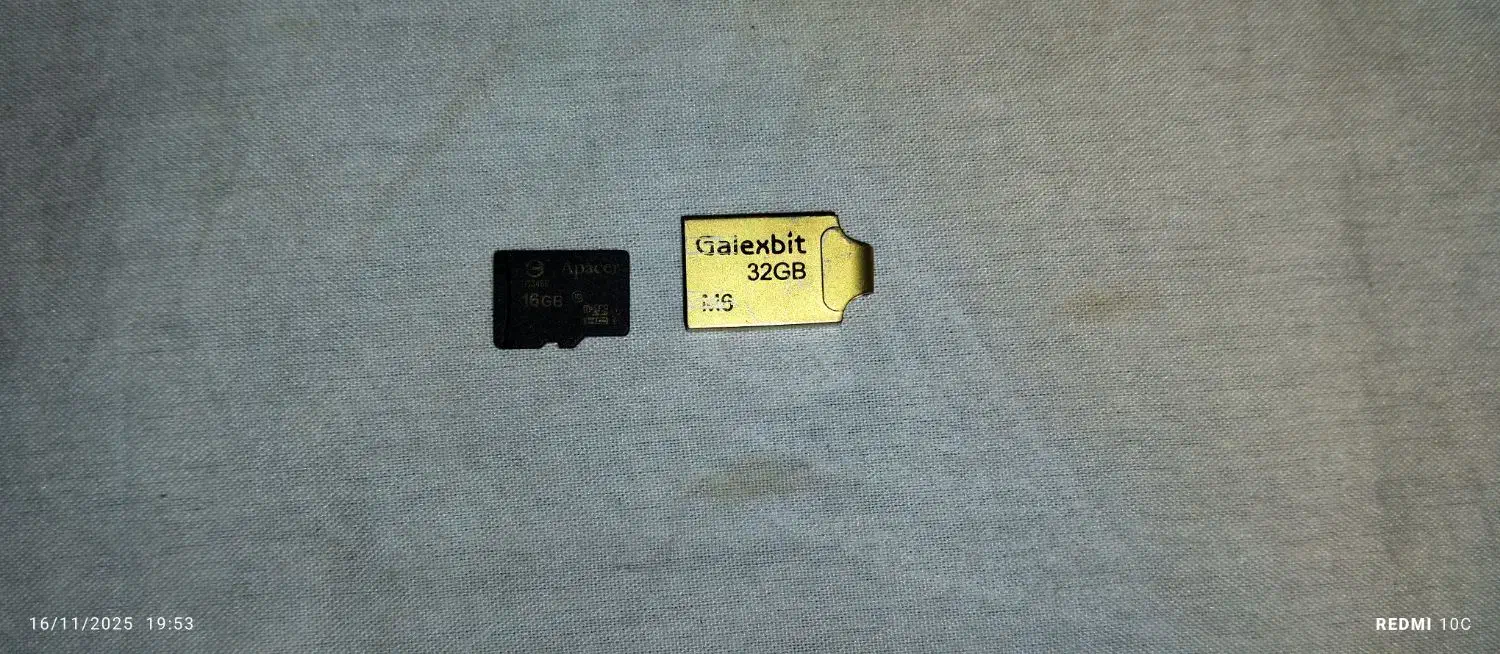 فلش گلکسی بیت32ومموری16گیگ(کلاس1)|لوازم جانبی موبایل و تبلت|مشهد, حسین‌آباد|دیوار