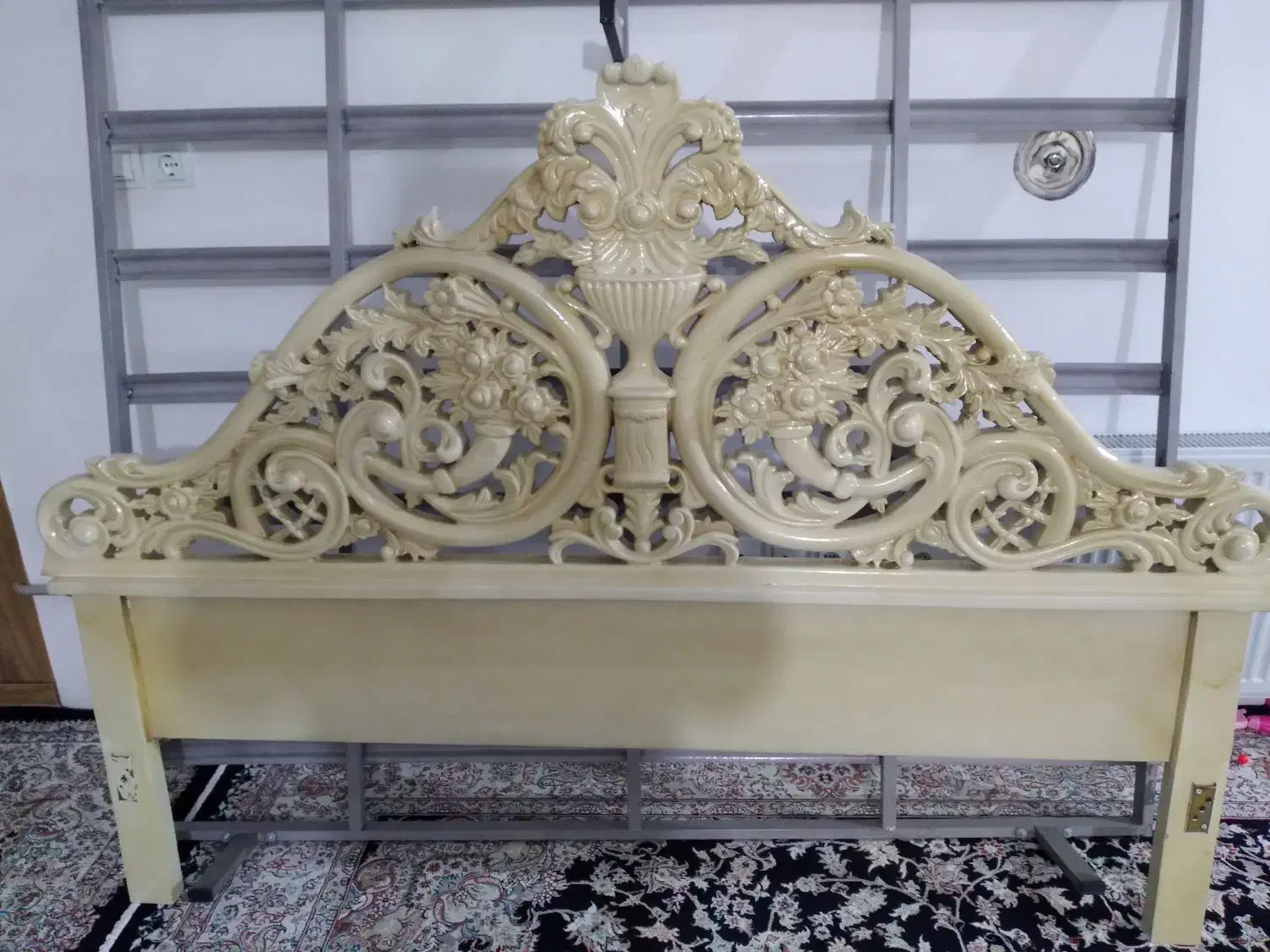 تخت چوبی|تخت و سرویس خواب|اردبیل, |دیوار