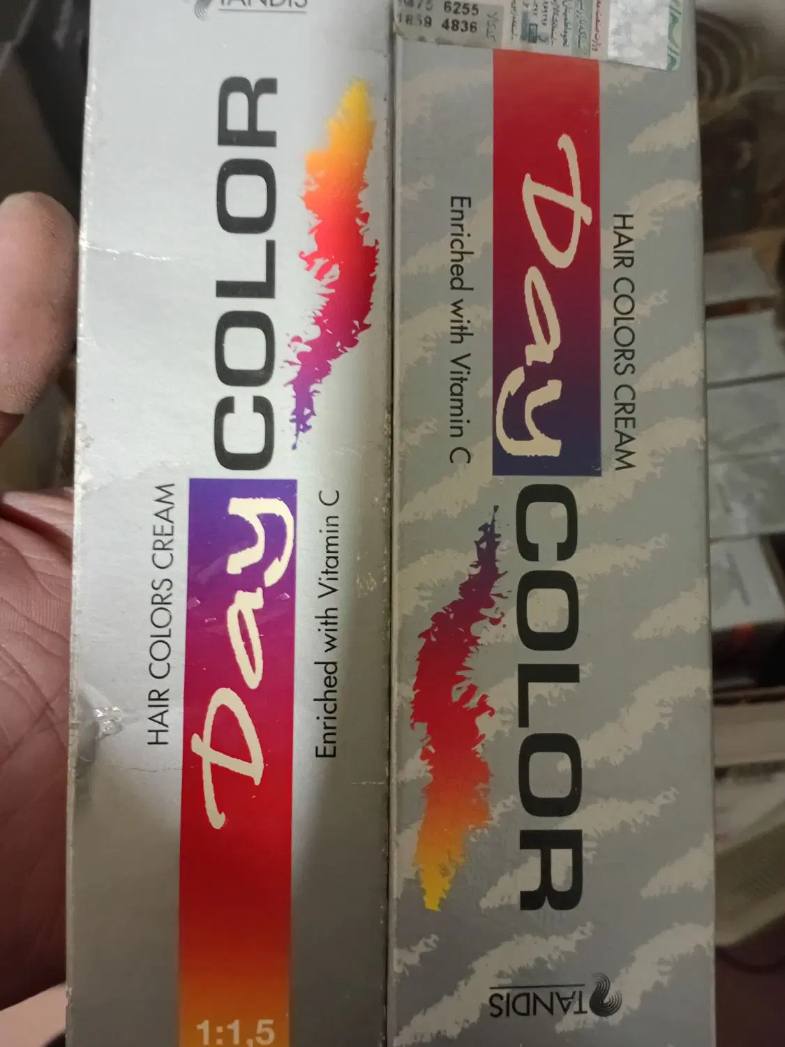 رنگ مو Day color|آرایشی، بهداشتی، درمانی|قم, نوقطار|دیوار