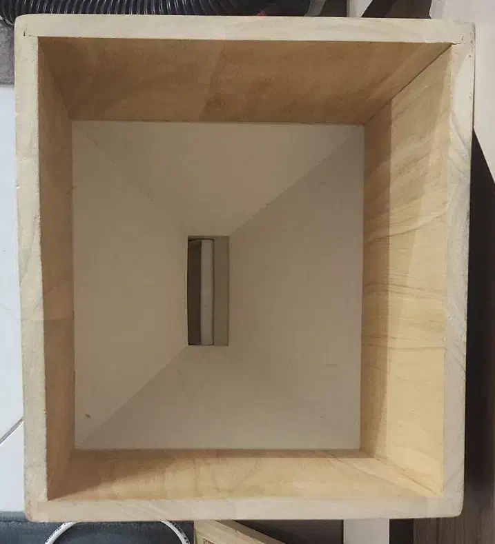 جابرنجی|ظروف نگهدارنده، پلاستیکی، یکبارمصرف|برخوار, |دیوار