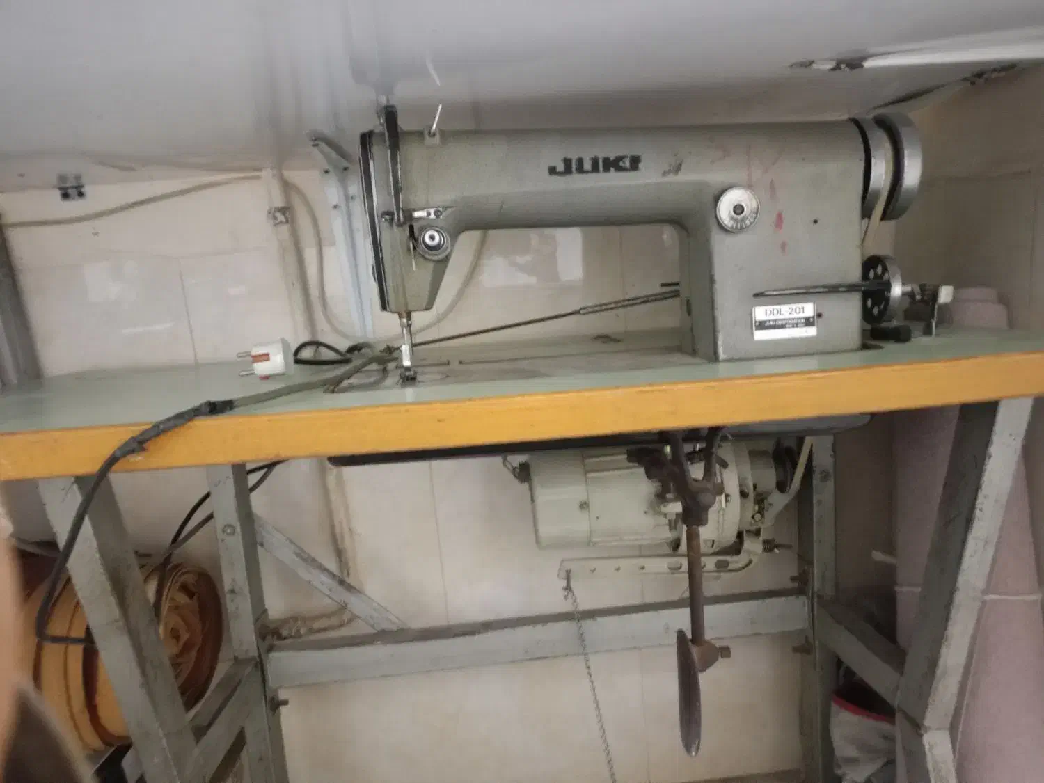 چرخ خیاطی زخیم دوز|لوازم خیاطی و بافتنی|مشهد, مقدم|دیوار