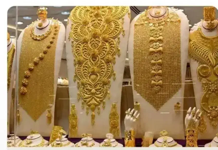 طلا|اشیا|بندر دیر, |دیوار