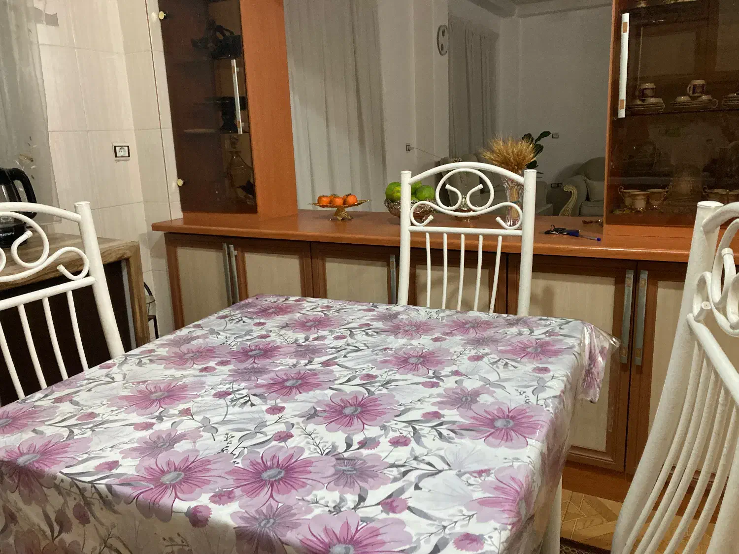 میز ناهارخوری۴نفره|میز و صندلی غذاخوری|قائم‌شهر, |دیوار