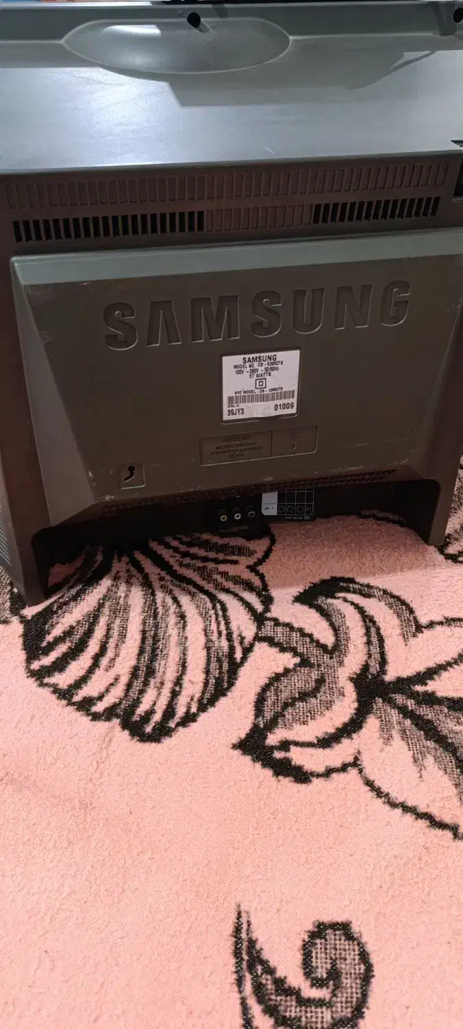 تلویزیون سالم و نو|تلویزیون و پروژکتور|خرمآباد, |دیوار