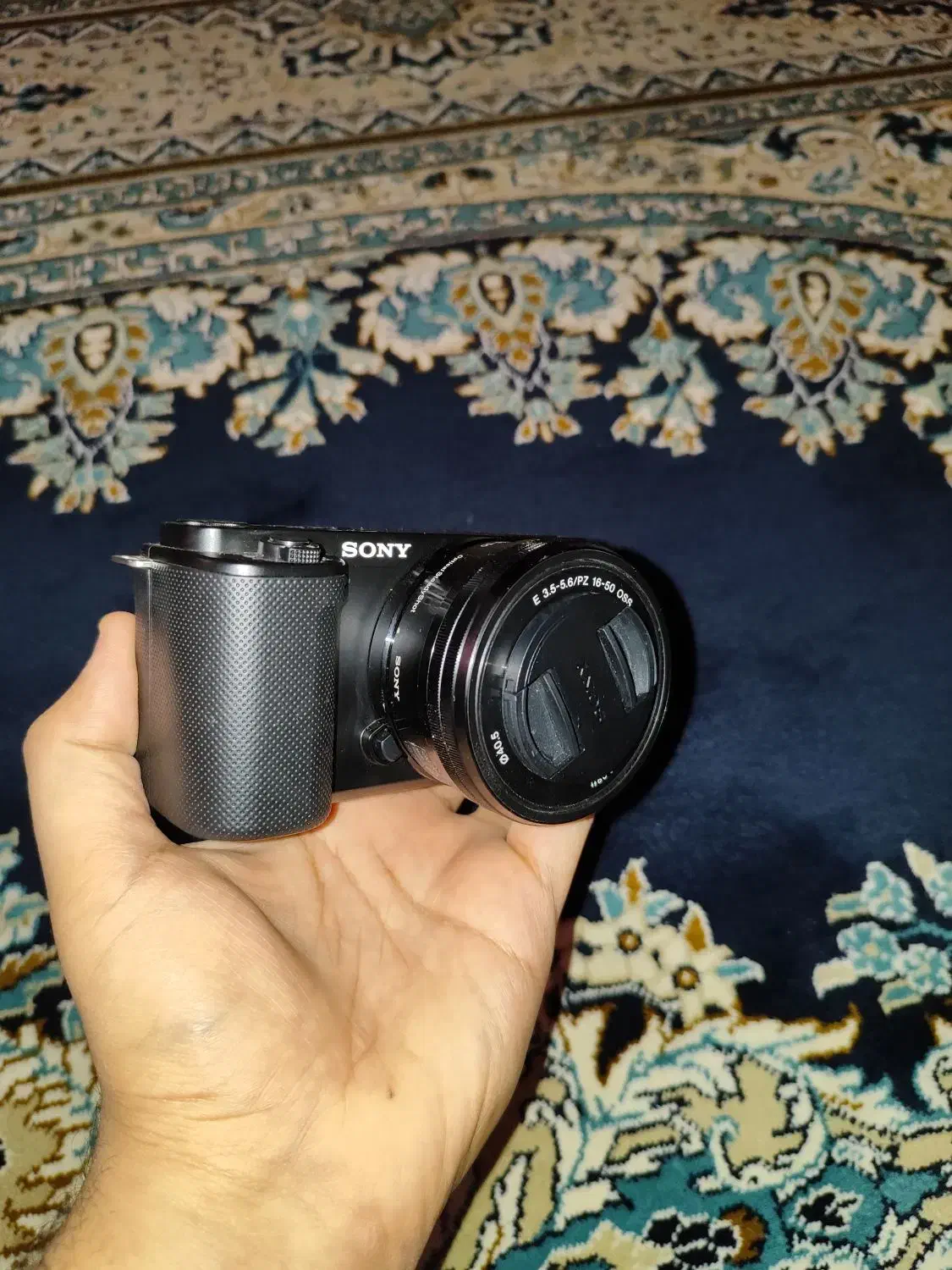 دوربین سونی zve 10 به همراه کیف و رم|دوربین عکاسی و فیلم‌برداری|قزوین, |دیوار