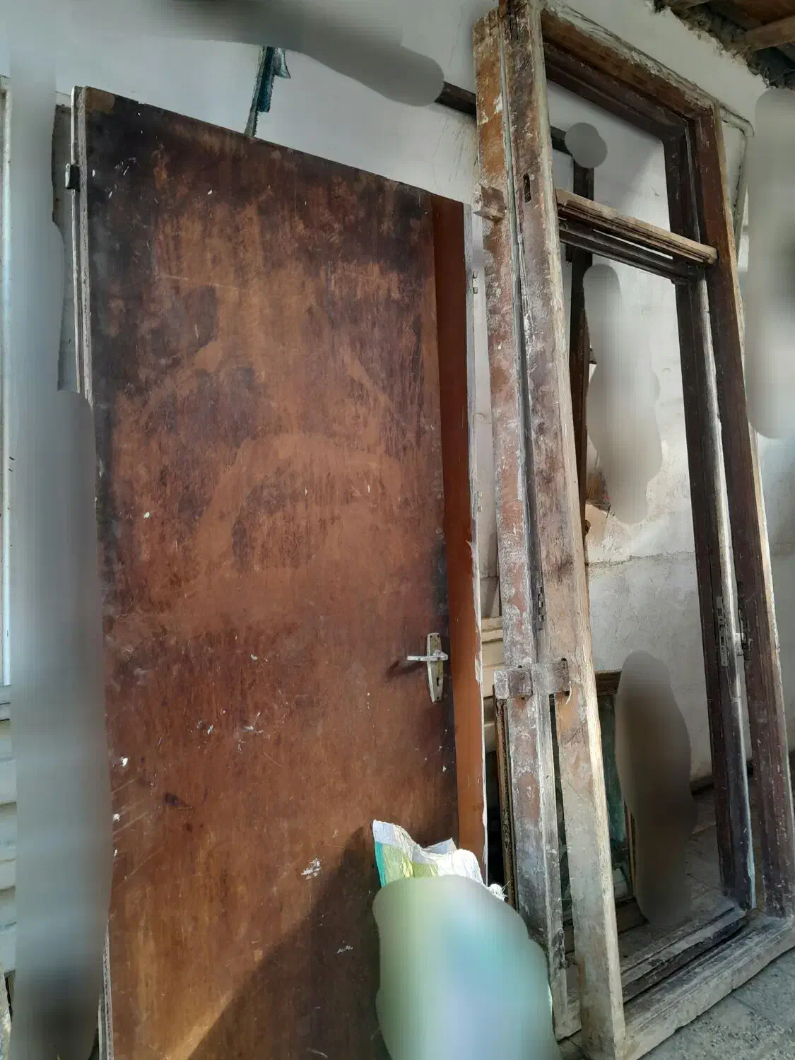 در چوبی  .  در  و  پنجره  اهنی|مصالح و تجهیزات ساختمان|گرگان, |دیوار