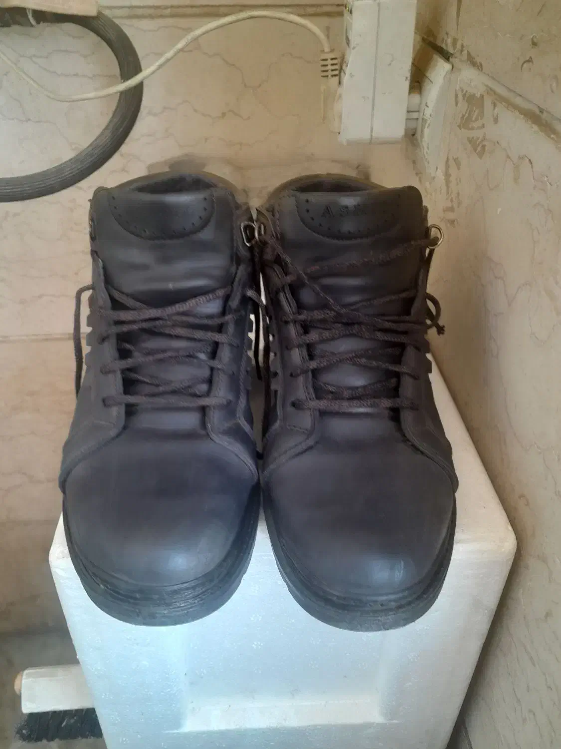 بوت چرمی سایز ۴۲|کیف، کفش، کمربند|اندیشه, شهرک المهدی|دیوار