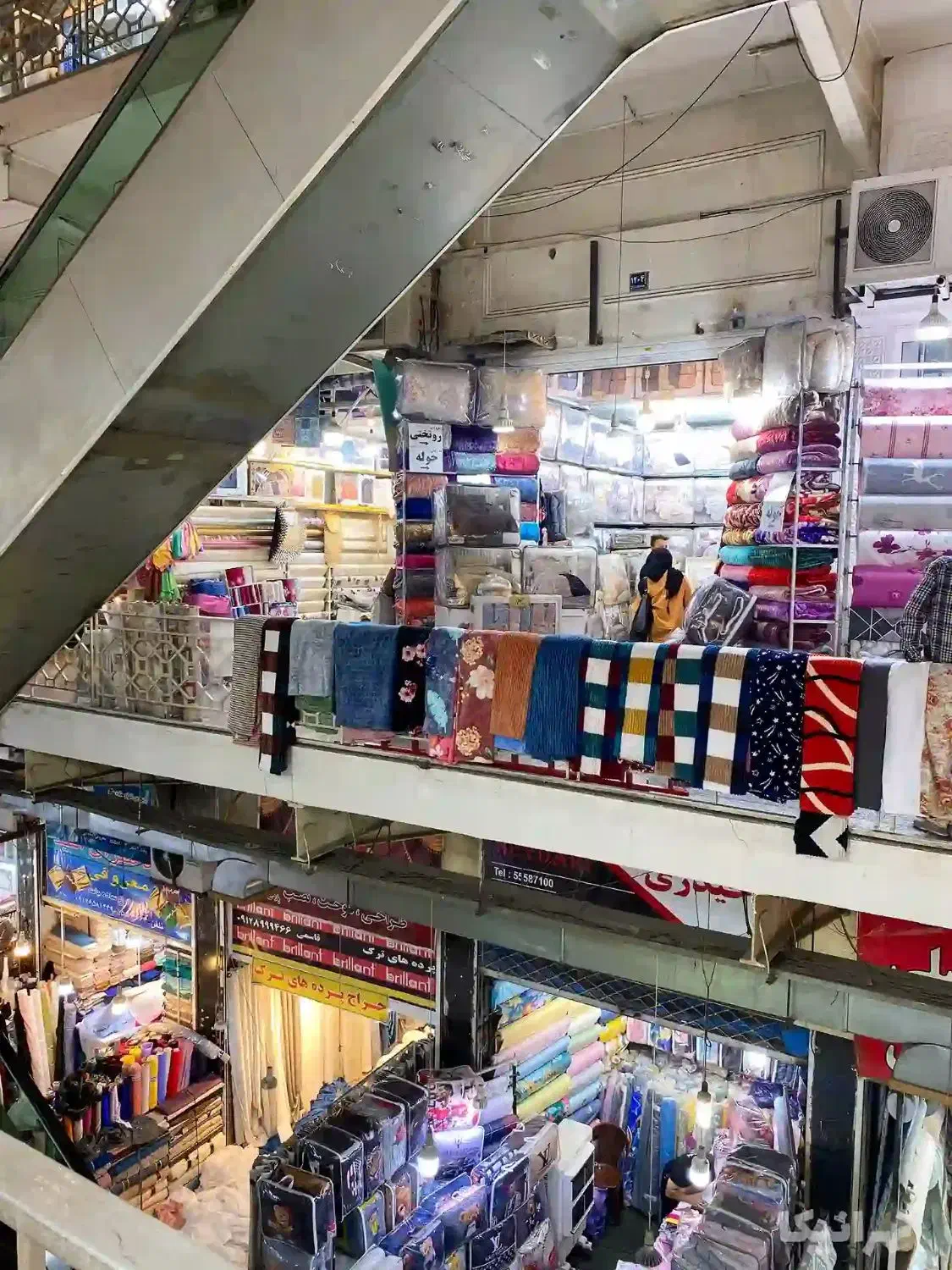 فروش مغازه واقع در خیابان مولوی تهران پاساژ روحی|فروش مغازه و غرفه|تهران, هرندی|دیوار