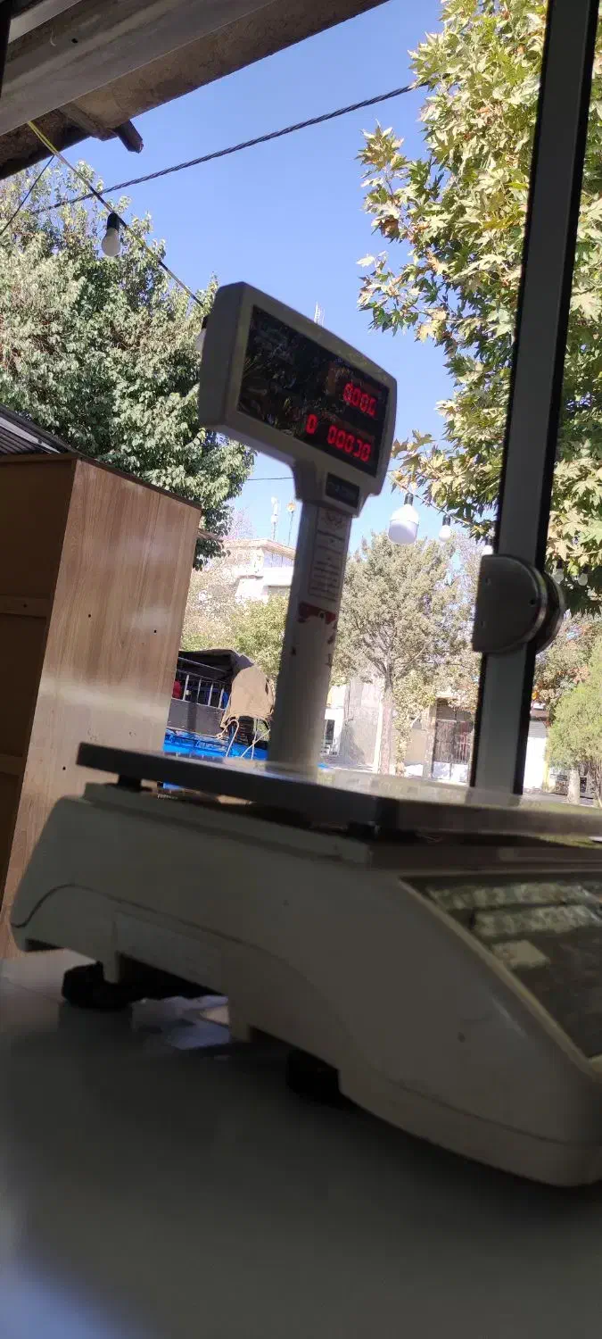 ضامن کاسب کار در بانک تجارت برای وام|خدمات مالی، حسابداری، بیمه|خرم بید, |دیوار