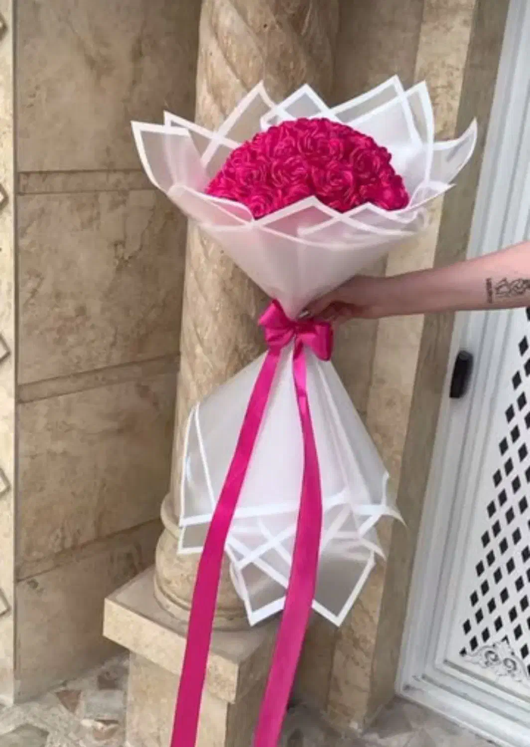 دسته گل روبانی هدیه ای ماندگار|گل مصنوعی|شیراز, زرهی|دیوار