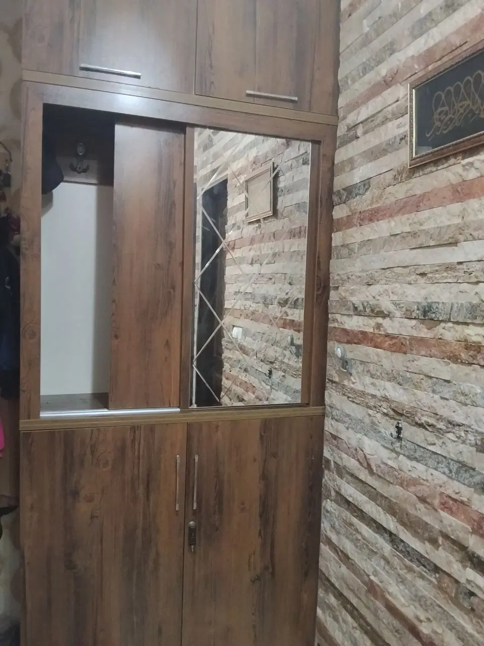 جاکفشی کمد سه تیکه درحد نو سالم تخفیف داره|جاکفشی، کمد، دراور|تهران, چیتگر شمالی|دیوار