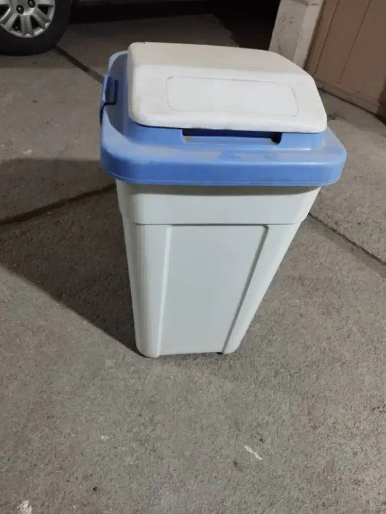 سطل زباله نو|لوازم نظافت|ایلام, |دیوار