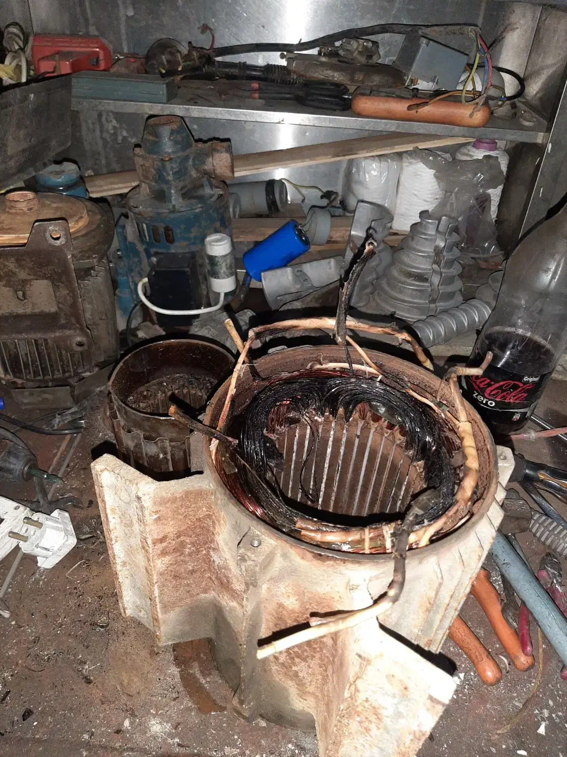 جک هیدرولیک ، سیم پیچی ، تعمیرات|خدمات پیشه و مهارت|رامسر, |دیوار