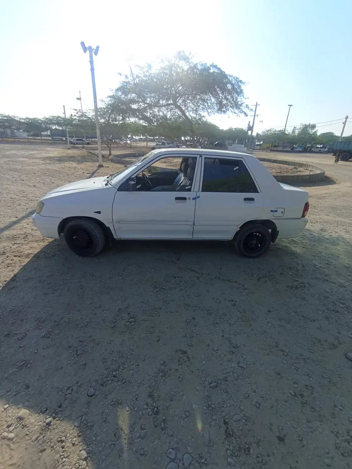 سلام یک دستگاه پراید ۱۳۲ معامله میکنم با ۱۳۱|خودرو سواری و وانت|پیپ, |دیوار