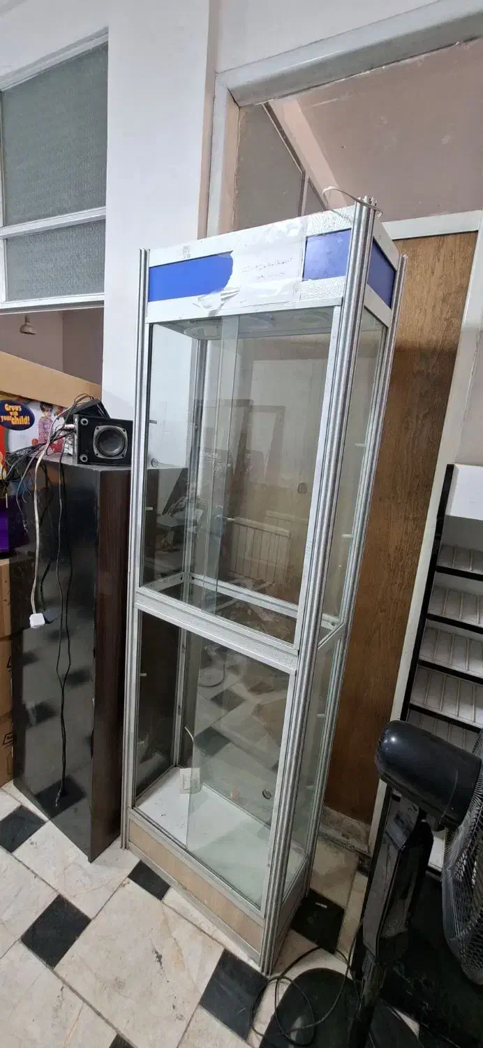 ویترین|فروشگاه و مغازه|سیرجان, |دیوار