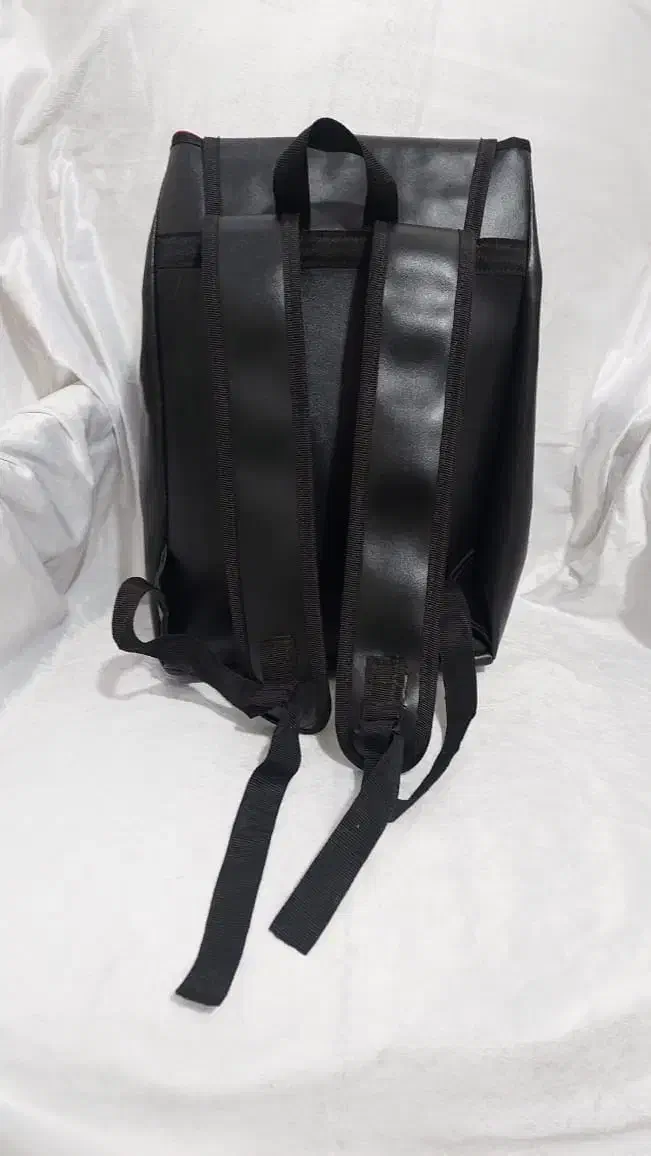 تولید وپخش کیف با چرم مصنوعی|کیف، کفش، کمربند|آفتاب, |دیوار