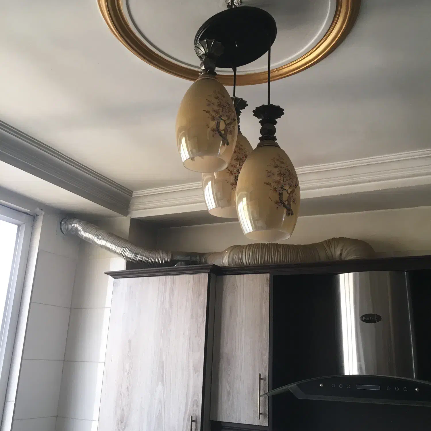 فروش فوری فوری لوستر سه شاخه|لوستر و چراغ آویز|تهران, تهرانسر غربی|دیوار