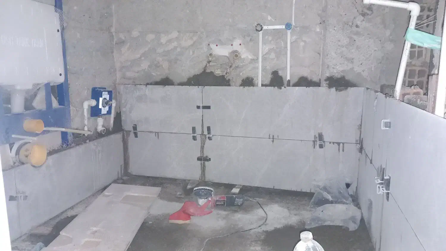 تعمیر،بازسازی،رفع نم رطوبت سرویس‌ها-خوردکاری(تخریب|خدمات پیشه و مهارت|ملارد, |دیوار