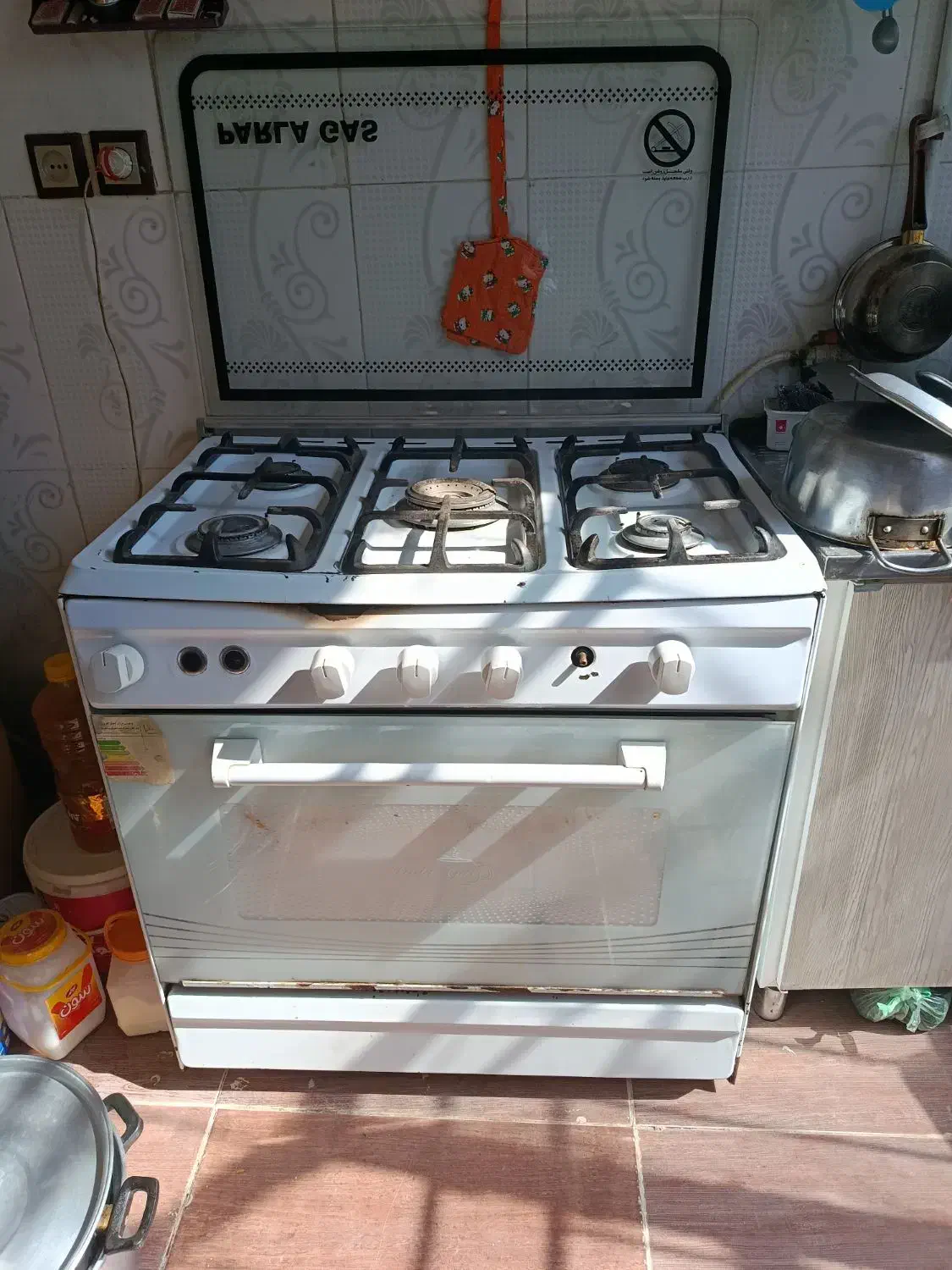 یخچال گاز پنج شعله سالم پنکه هم سالم|کیف، کفش، کمربند|مشهد, موعود|دیوار