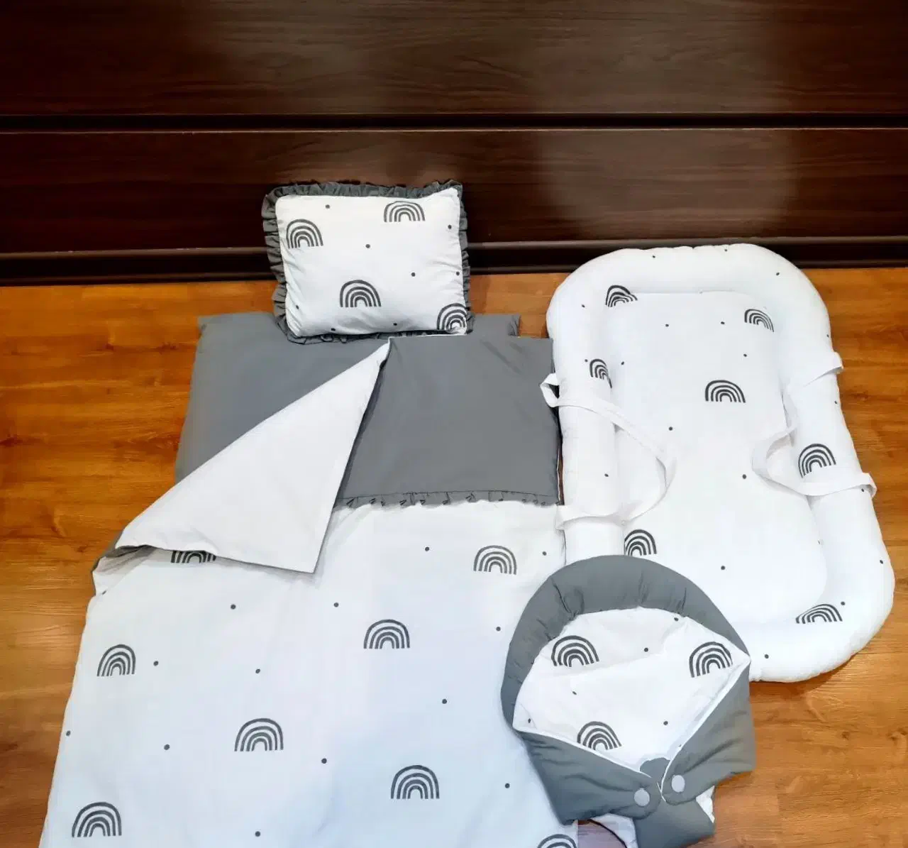 سیسمونی ۵تیکه|تخت و سرویس خواب|مشهد, زمانه|دیوار