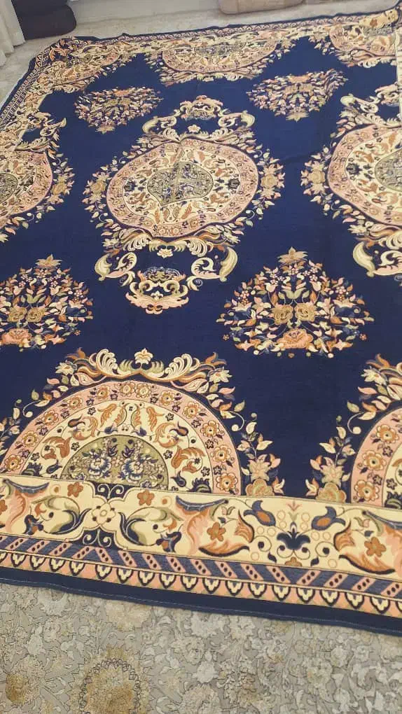 رو فرشی|روفرشی|شیراز, کوشک میدان|دیوار