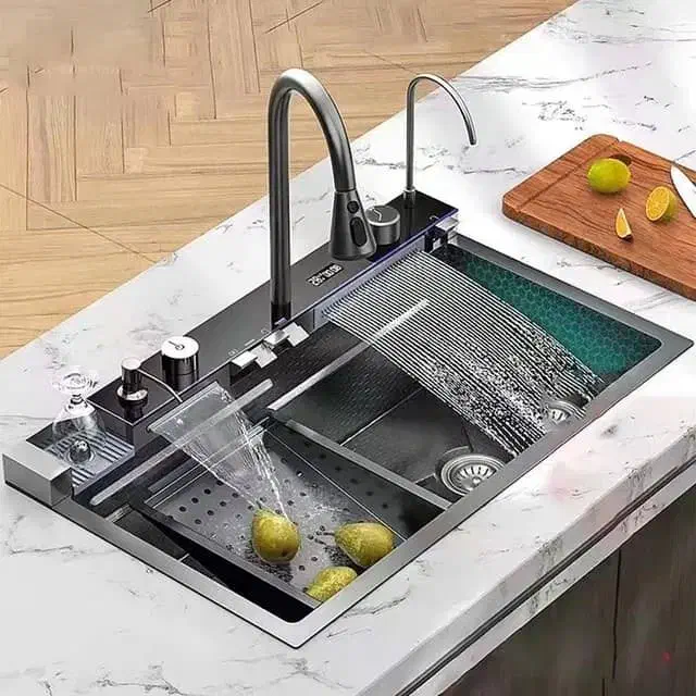 علم دوش پیانویی و سینک پیانویی ۵ و ۷ کلید کد ۳۰۴|لوازم سرویس بهداشتی|بندر گناوه, |دیوار