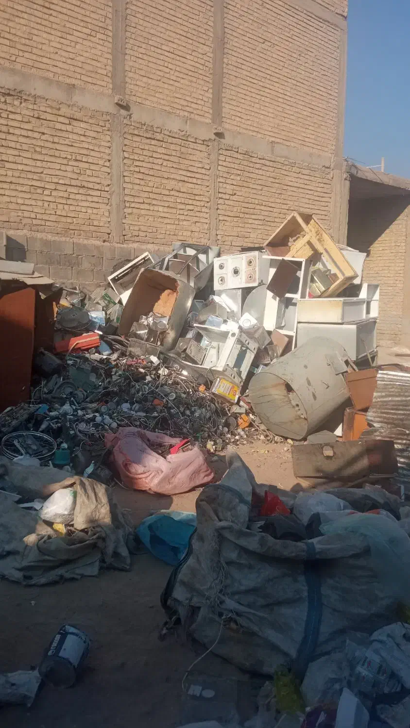 ضایعات آهن آلات و میلگرد..|عمده‌فروشی|شیراز, ستارخان|دیوار