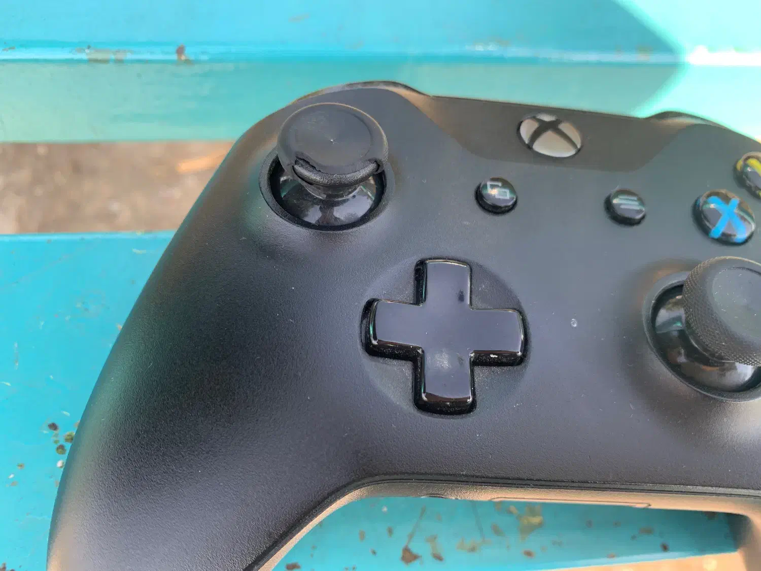 دسته xbox one|کنسول، بازی ویدئویی و آنلاین|اندیشه, اندیشه فاز ۳|دیوار