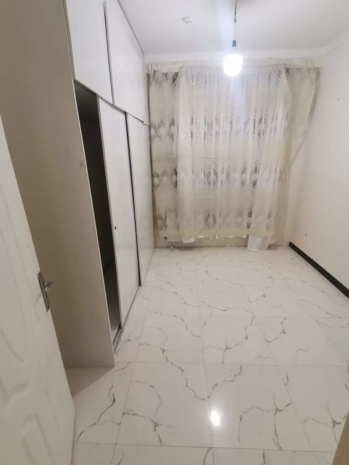 ۱۱۰ متری خوش نقشه / پارکینگ دار / تخلیه