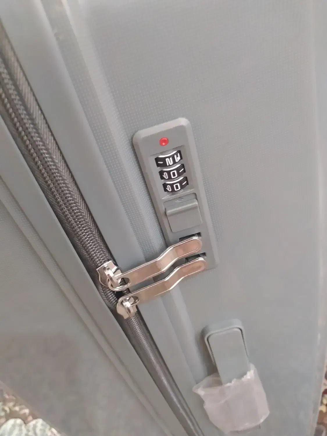 چمدان|کیف، کفش، کمربند|بندر ماهشهر, |دیوار