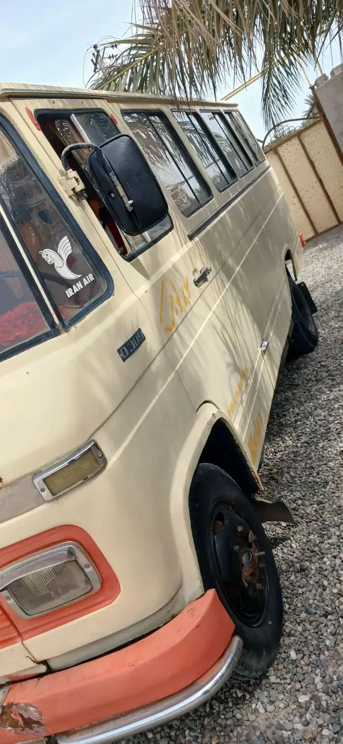 مینی بوس|خودرو سنگین|بم, |دیوار