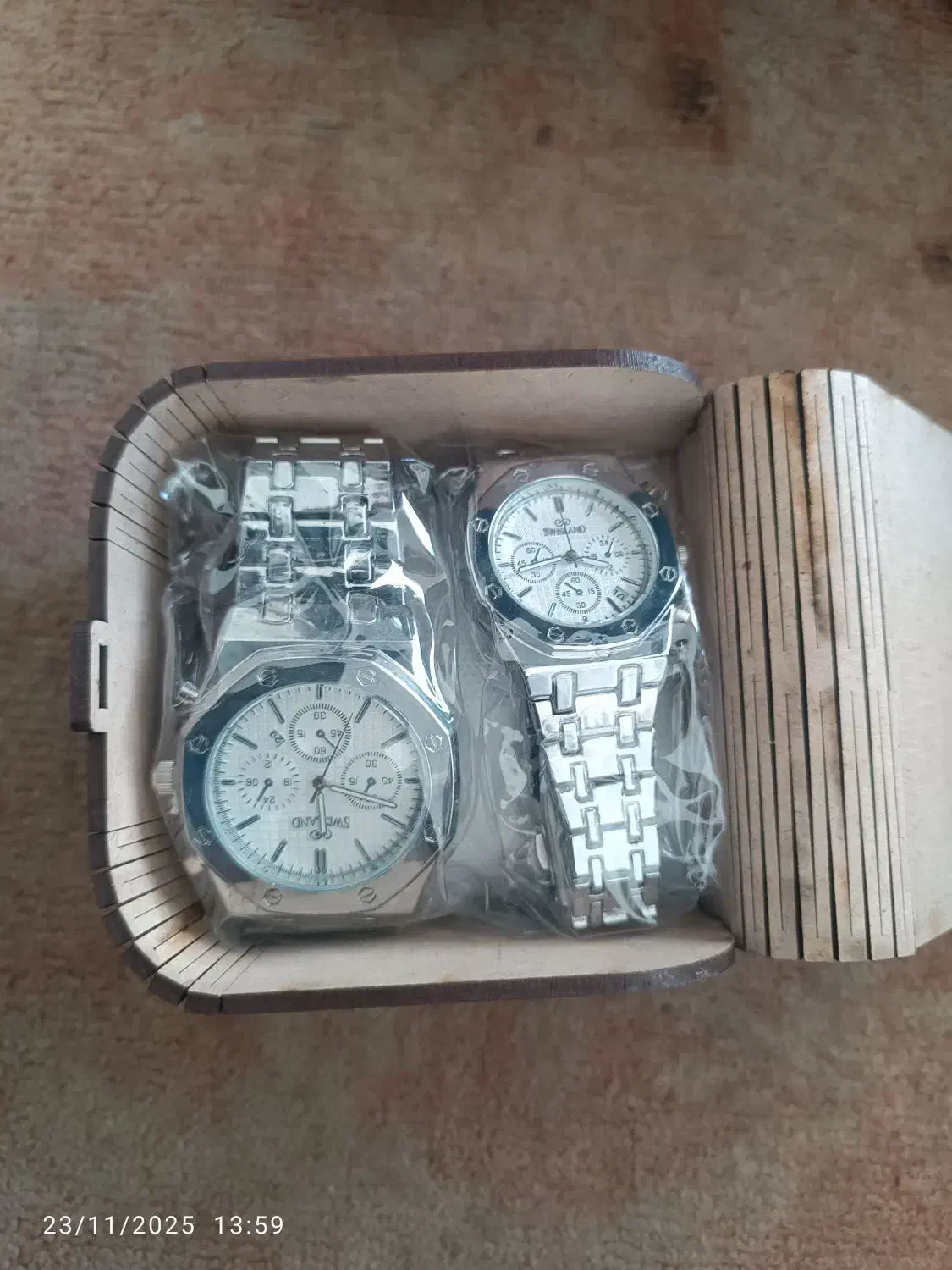 ساعت مچی نو معاوضه میکنم باانگشتر|ساعت|میبد, |دیوار