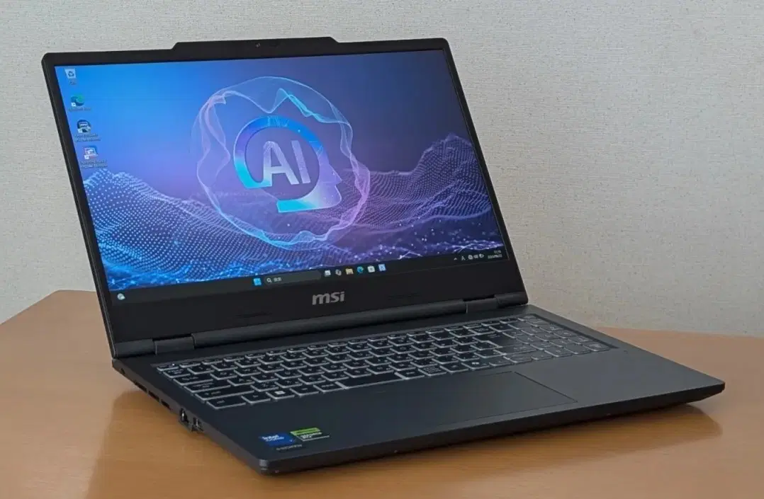 لپتاپ MSI Venture Pro15 یک برگ چک بدون پیش پرداخت|رایانه همراه|مشهد, دانشجو|دیوار