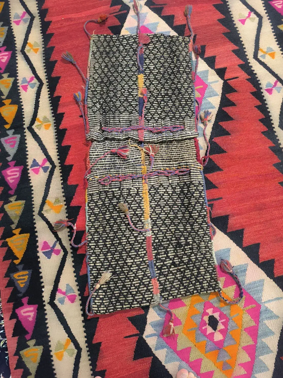 گلیم گبه|گلیم، جاجیم، گبه|قدس, شهرقدس|دیوار