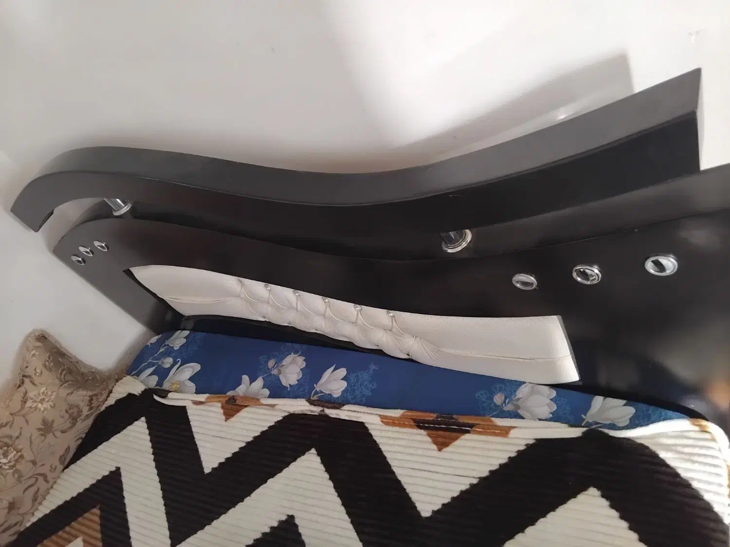 تختخواب ۲نفره بدون تشک باقیمت عالی|تخت و سرویس خواب|سنندج, |دیوار