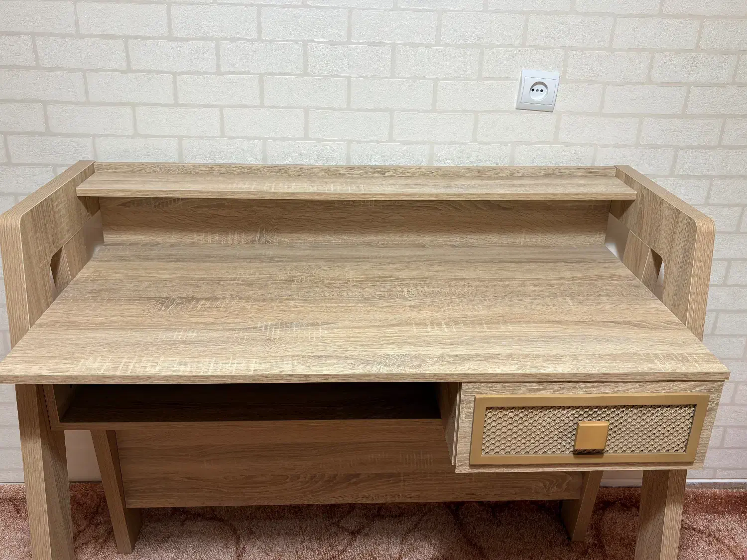 میز تحریر برندِ آوید چوب|میز تحریر و کامپیوتر|کرمان, |دیوار