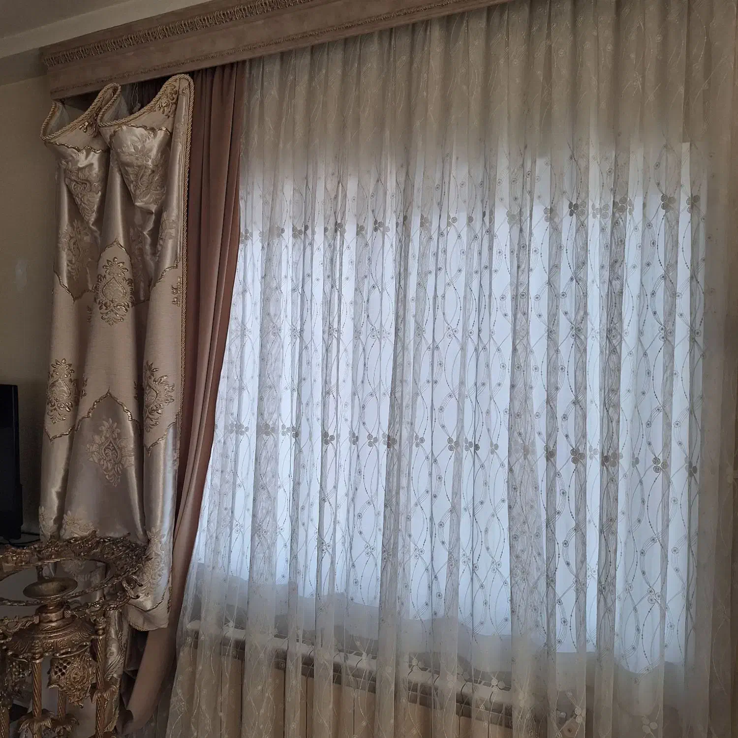 پرده پذیرایی سالم و تمیز|پرده، رانر، رومیزی|چالوس, |دیوار