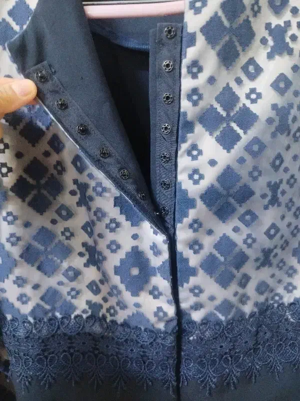 مانتو|لباس|تربت جام, شیخ احمد جامی|دیوار