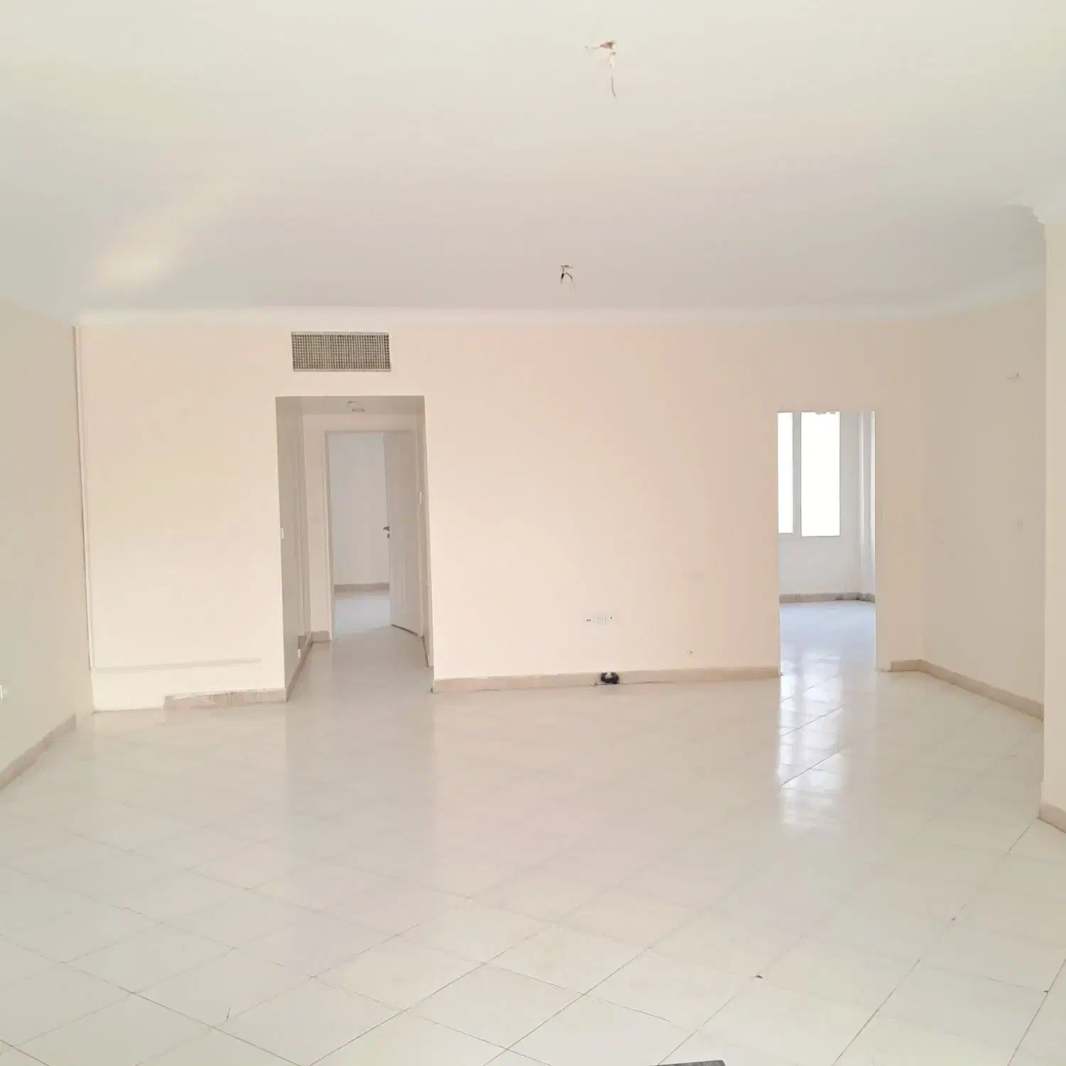 120 متر / سه خواب / با آسانسور