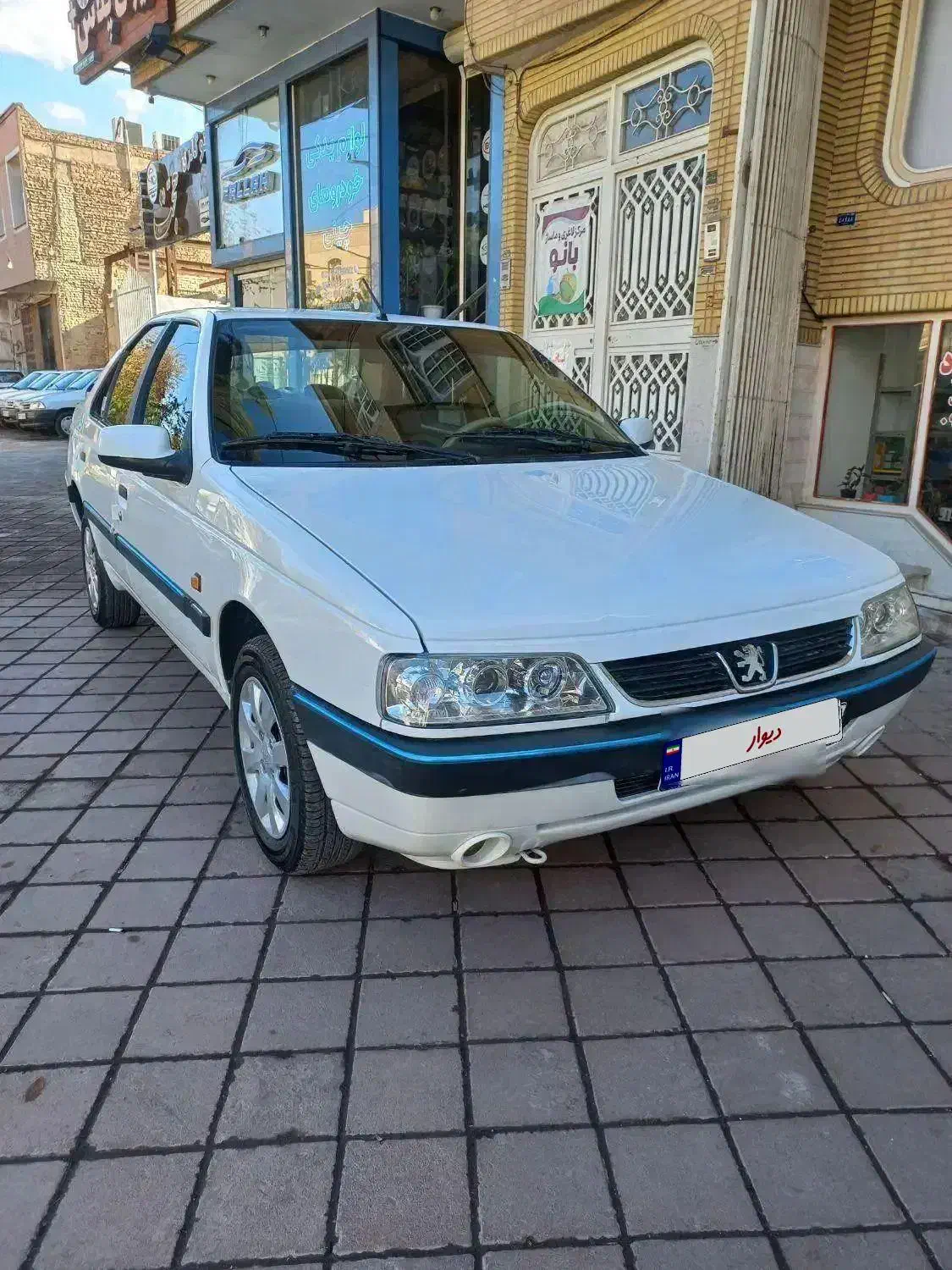 slxبیرنگ/کم کار/درحد ۴۰۲ با لوازم|خودرو سواری و وانت|کاشان, سه راه پرورشگاه|دیوار