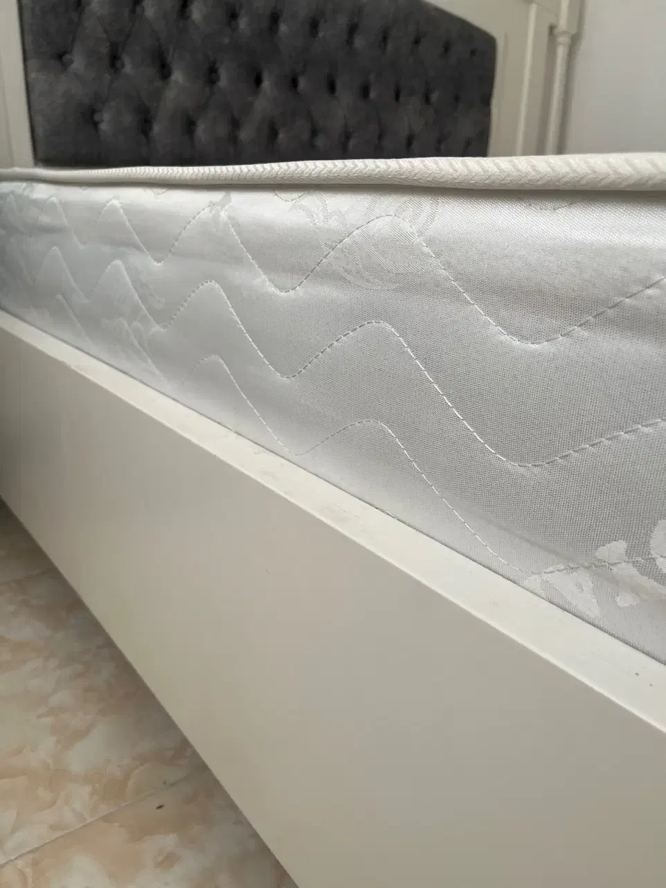 خوشخواب دونفره همراه باتشک|تخت و سرویس خواب|ساری, |دیوار